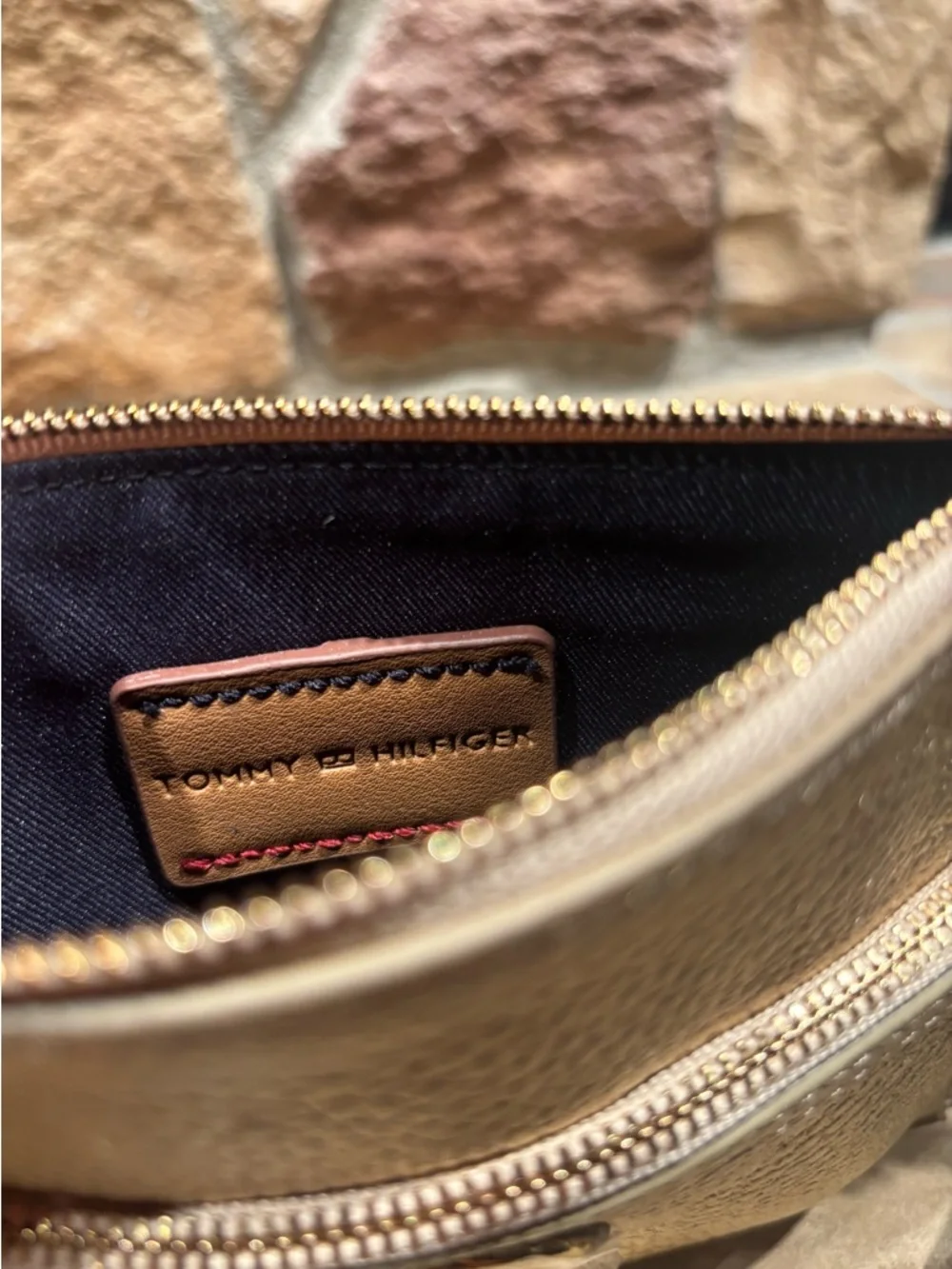 NWT Tommy Hilfiger Metallic Gold Leather Wristlet Clutch - Picture 7 of 8